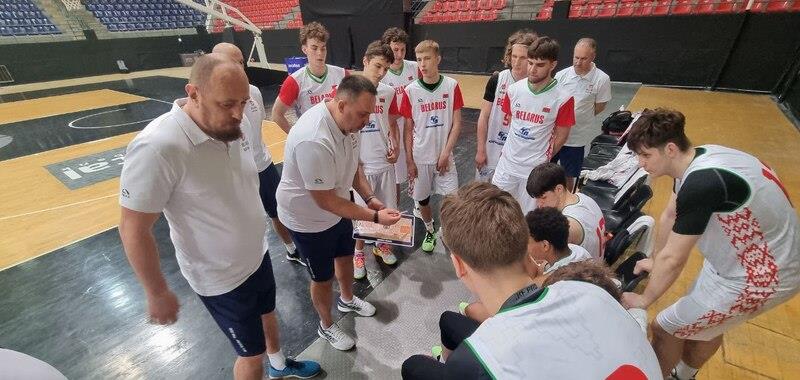 Мужская сборная Беларуси U-19 сыграла товарищеские матчи в Иордании